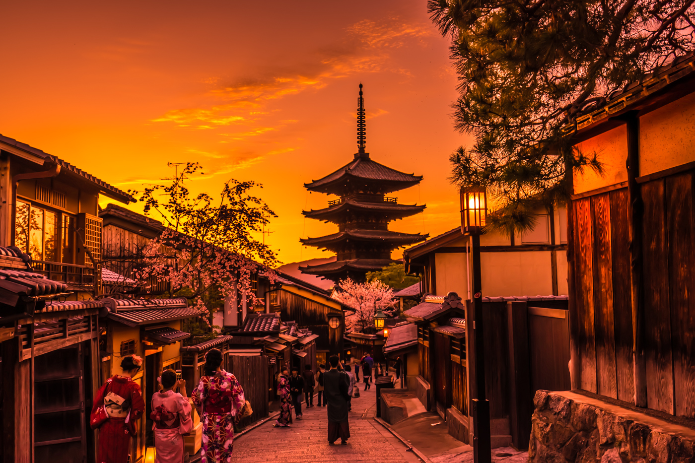 京都 八坂の塔 夕景 アイキャッチ画像